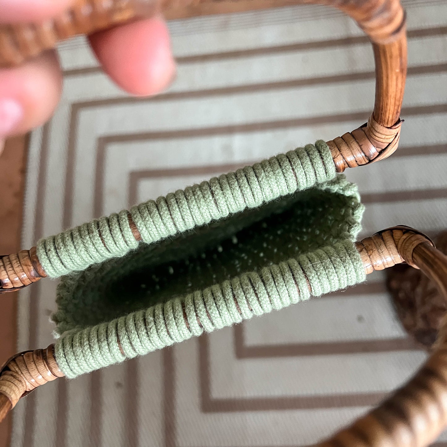 Macramé purse