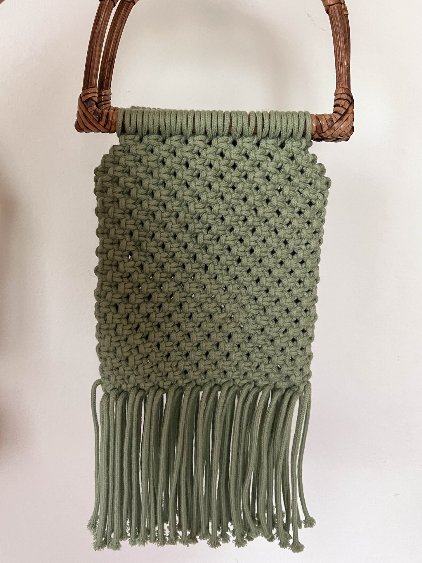 Macramé purse